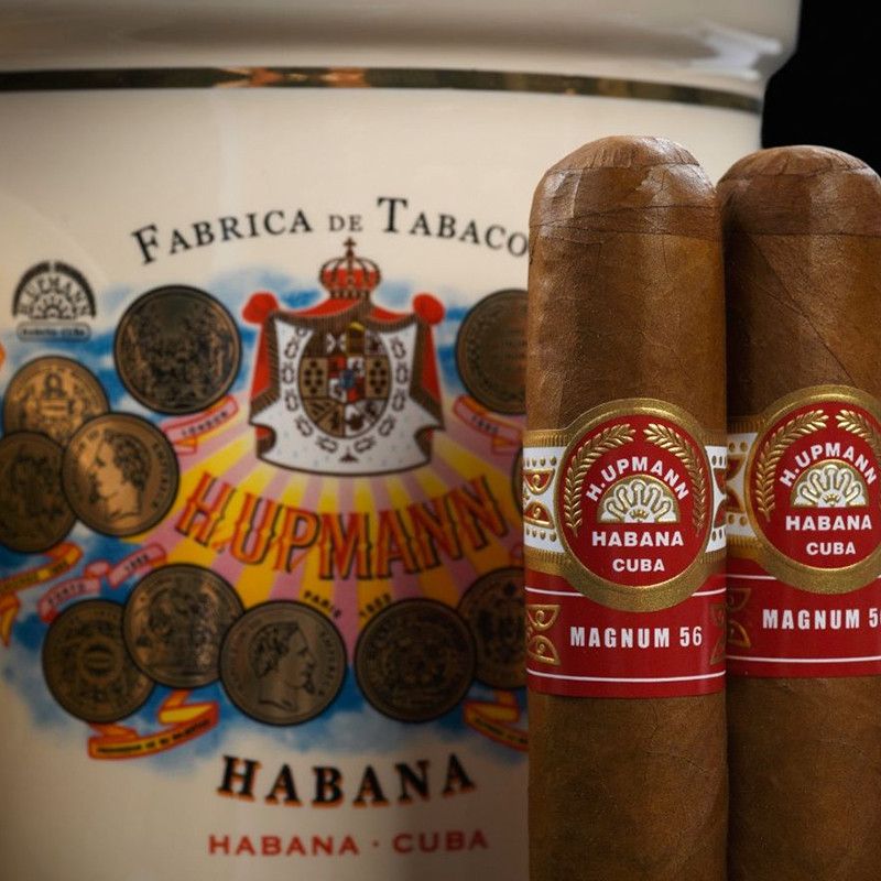 _H_ Upmann Magnum 56 Jar_LE01_24